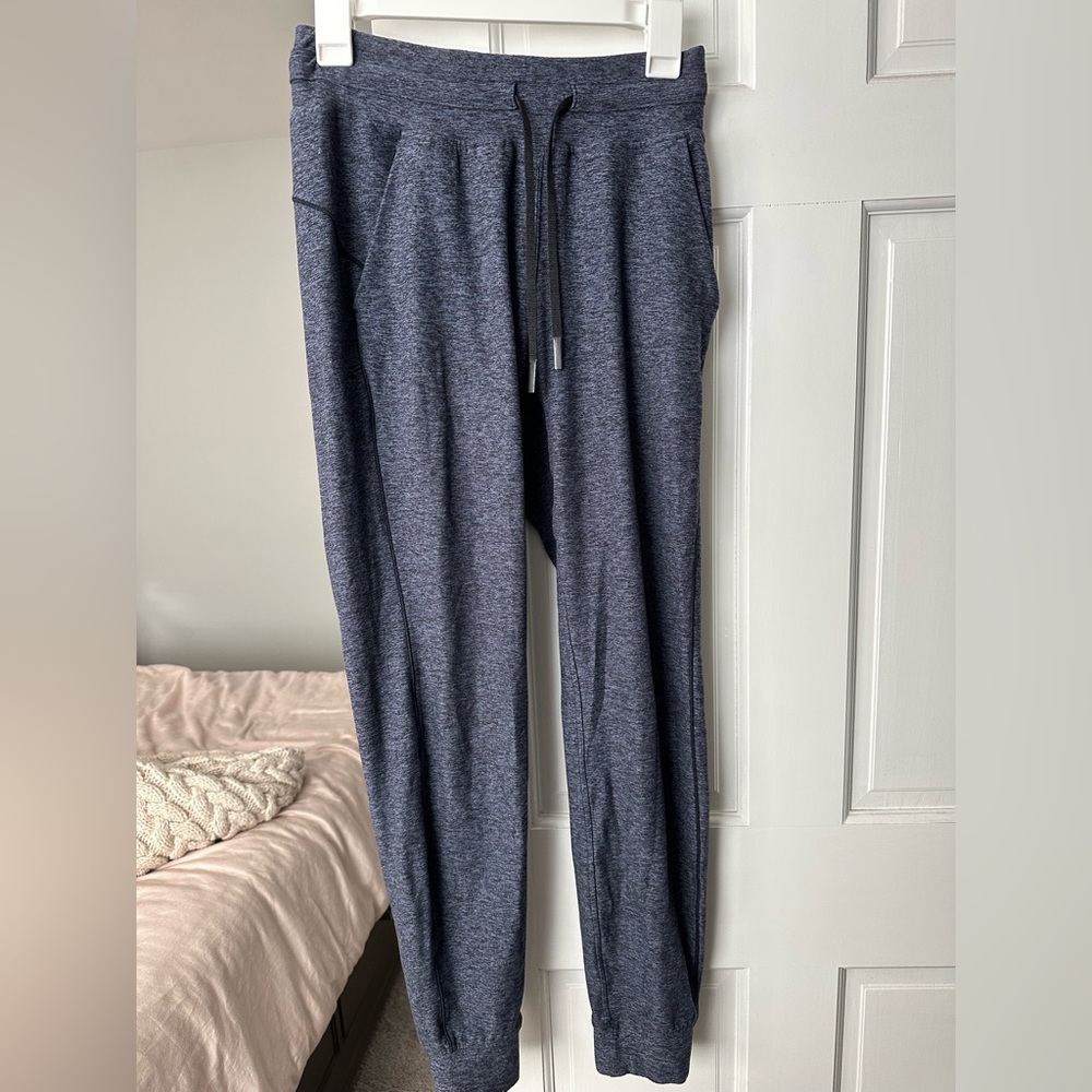 Lululemon ready to rulu joggers size 4
